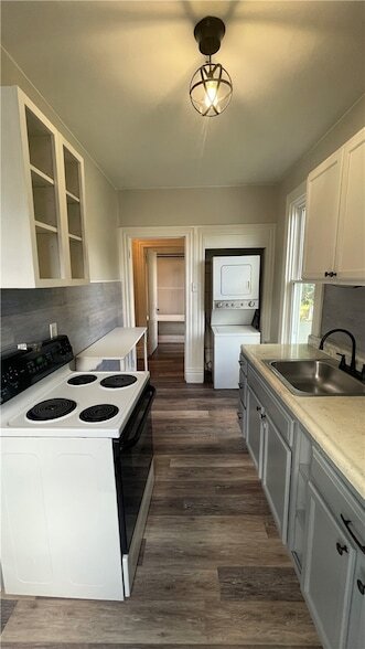 Building Photo - 401 N McKean St