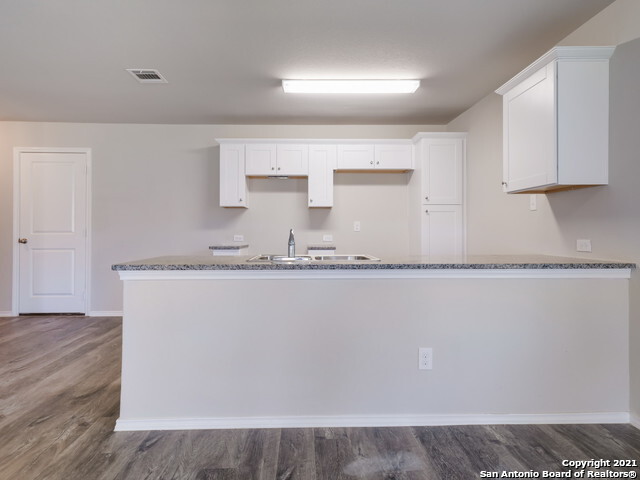 Building Photo - 2852 Rosefinch-