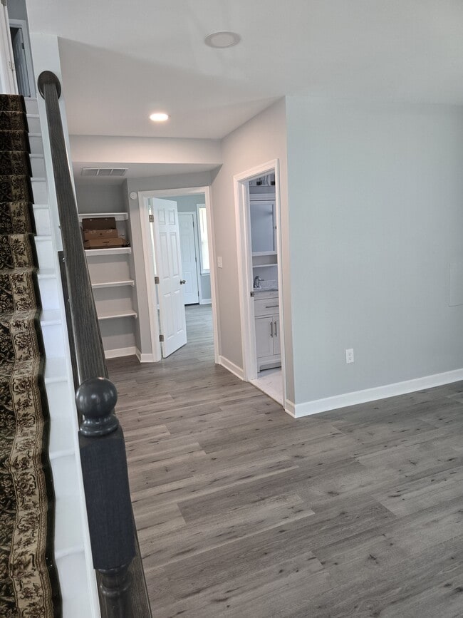 Building Photo - 4303 Urn St