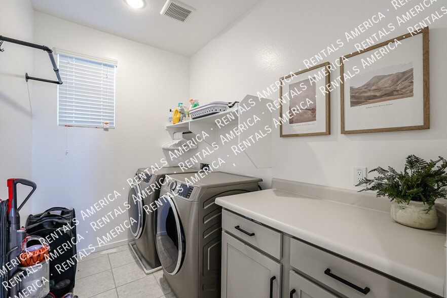 Building Photo - 17734 W Jojoba Rd