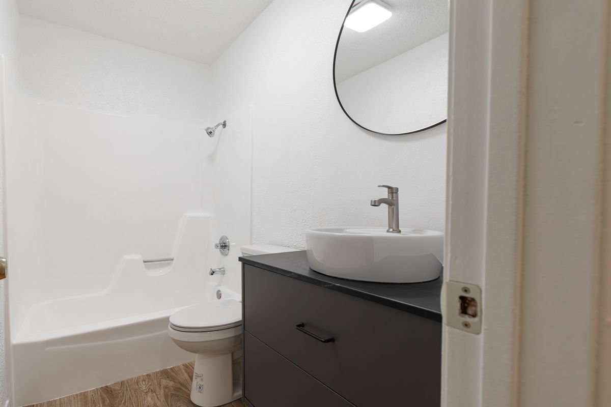 Building Photo - 100 Nicole Cove