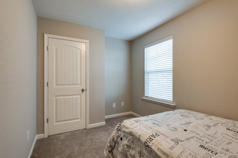 Building Photo - 729 Bradburn Village Way