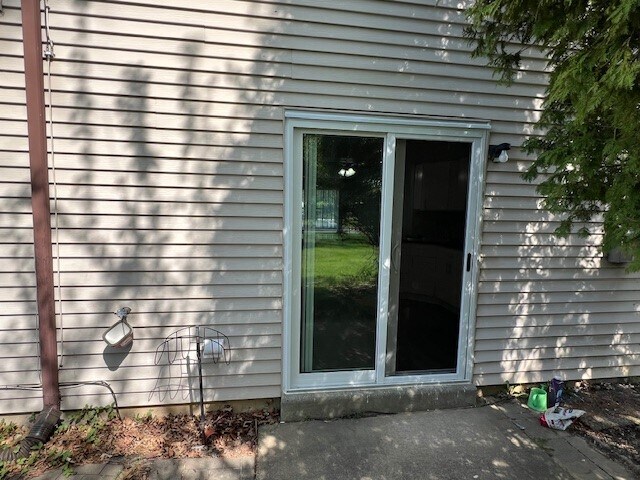 Exterior Facing Sliding Doors - 1781 Quail Ct