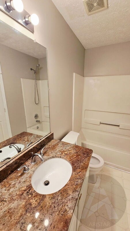 Building Photo - 1695 Barrington Overlook