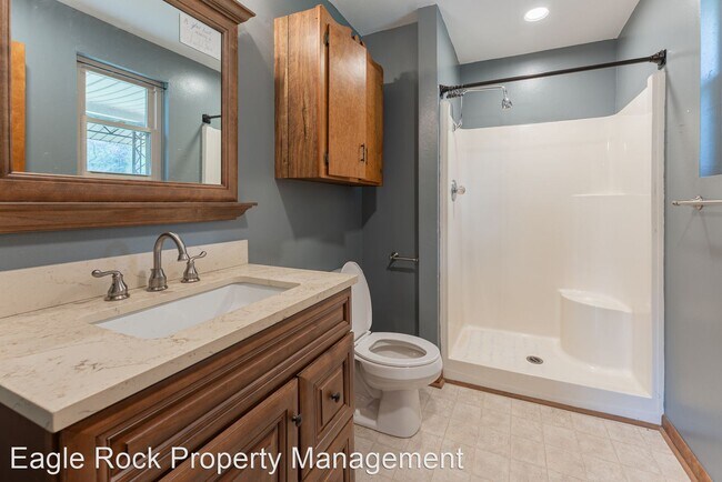 Building Photo - 4 br, 3.5 bath House - 88 Patton Rd