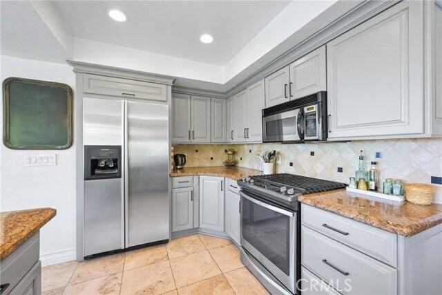 Building Photo - 875 Coast View Dr