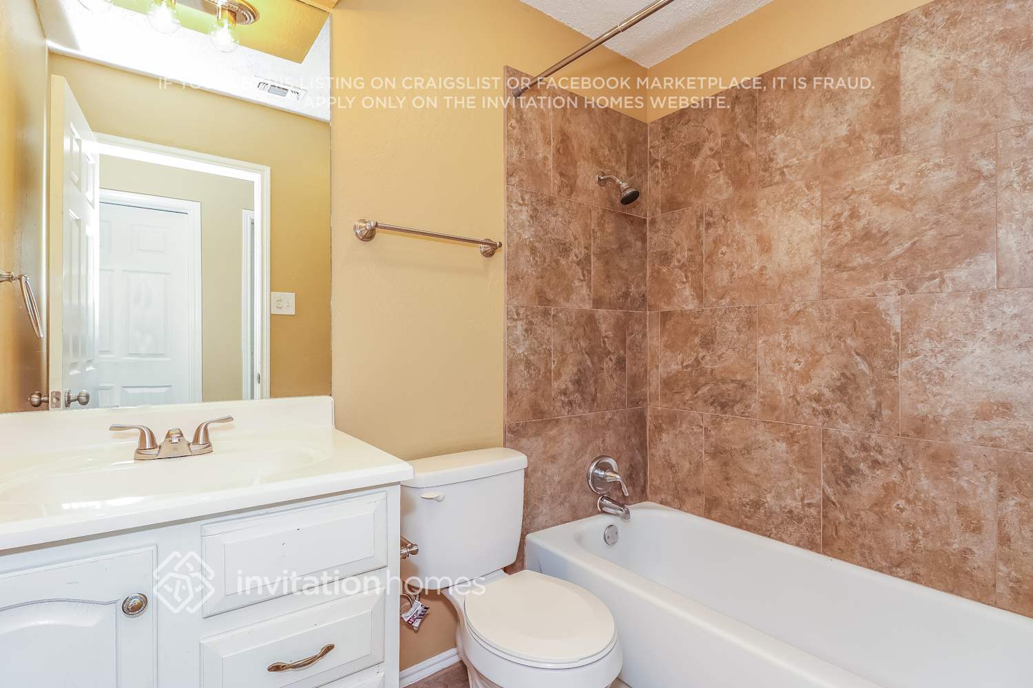 Building Photo - 6473 Green Ridge Dr