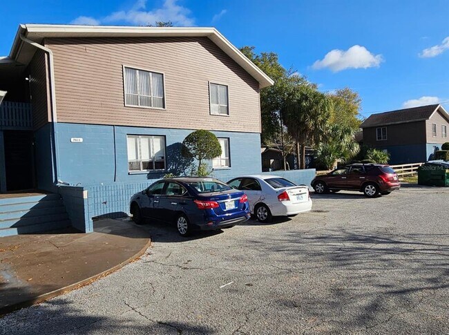 Building Photo - 7611 Paula Dr