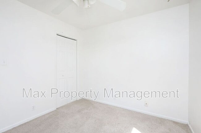 Building Photo - 4012 79th St