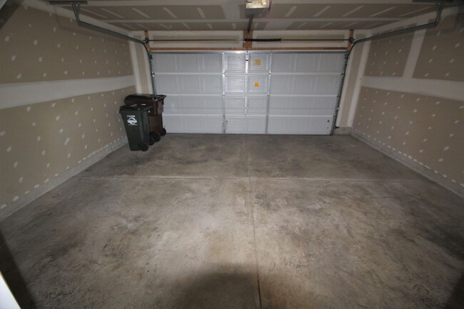 Building Photo - 2 Bedroom - Dublin