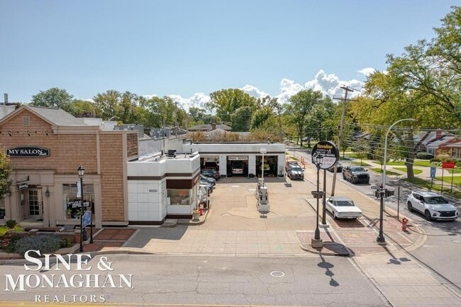 Building Photo - 860 Neff Rd