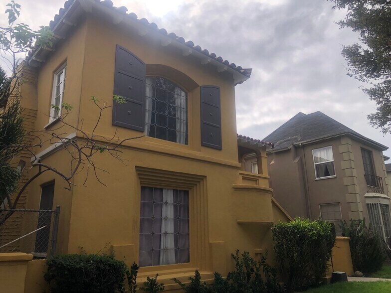 Side view - 4130 Creed Ave