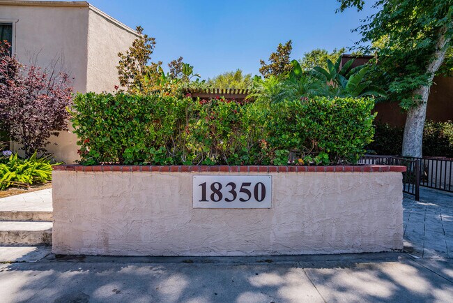 Building Photo - 18350 Hatteras St