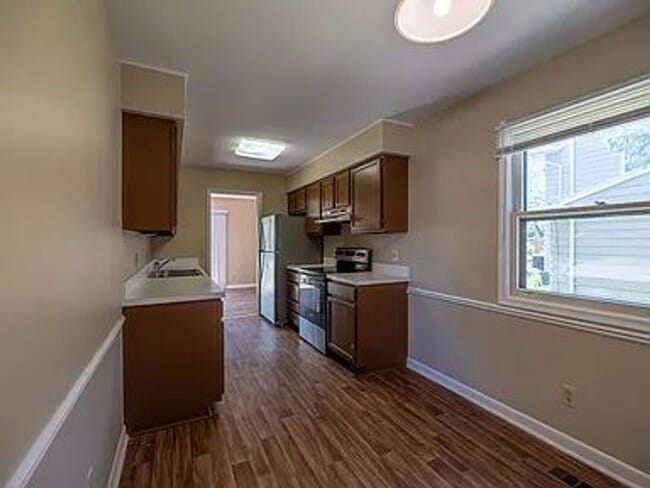 Building Photo - 603 Woodingham Dr