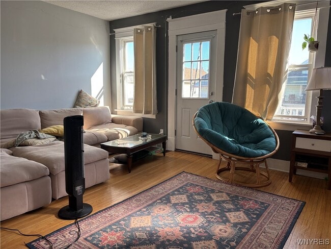 Building Photo - 15 Stratford Rd