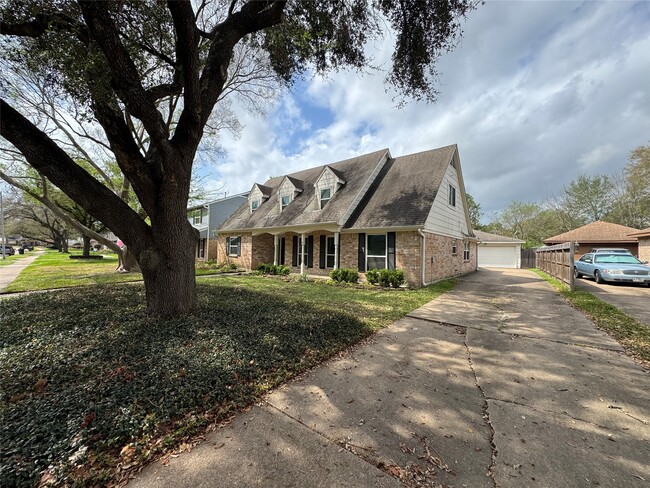 Building Photo - 11821 Westmere Dr