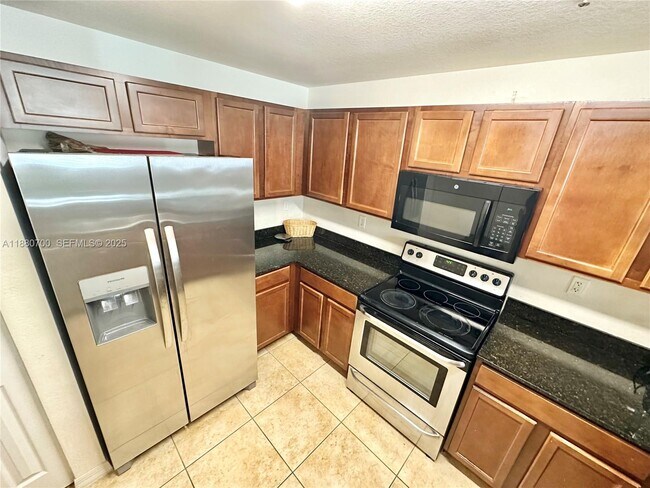 Building Photo - 10870 NW 88th Terrace