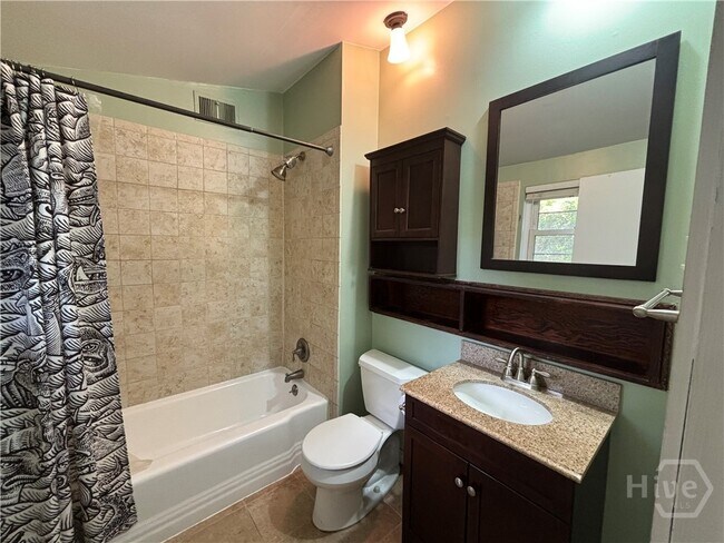 Building Photo - 12434 Largo Dr