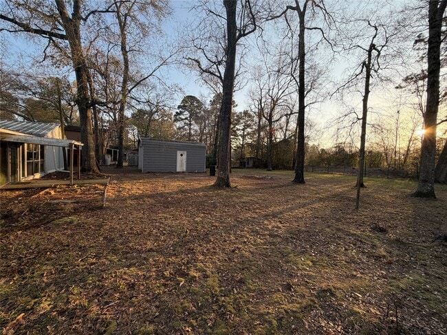 Building Photo - 15344 Lilly Dr