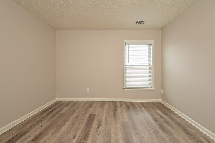 Building Photo - 7190 Flagstone Pl