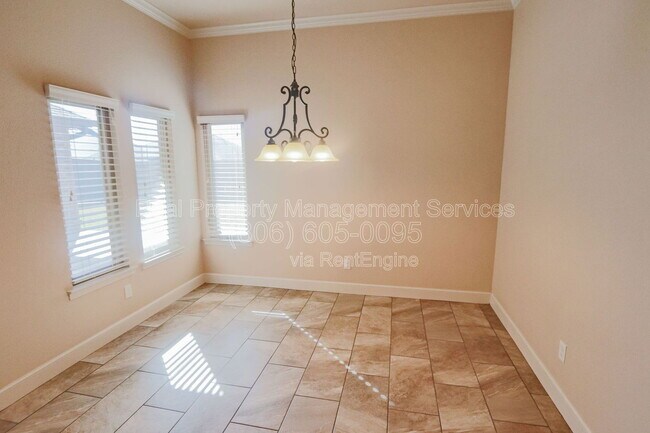 Building Photo - 9604 Justice Ave