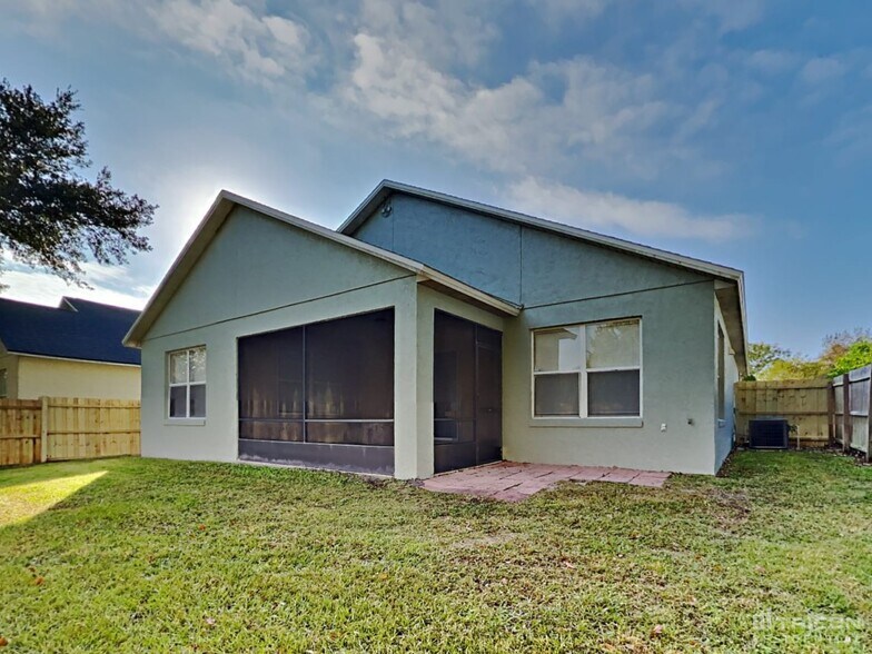 Building Photo - 300 Kettering Rd