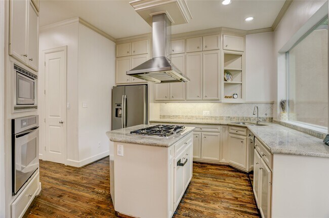 Building Photo - 4262 Childress St