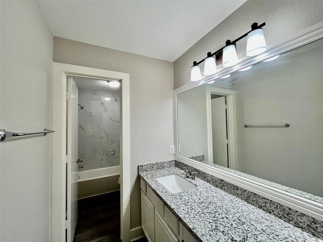 Building Photo - 1511 Nichole Woods Dr