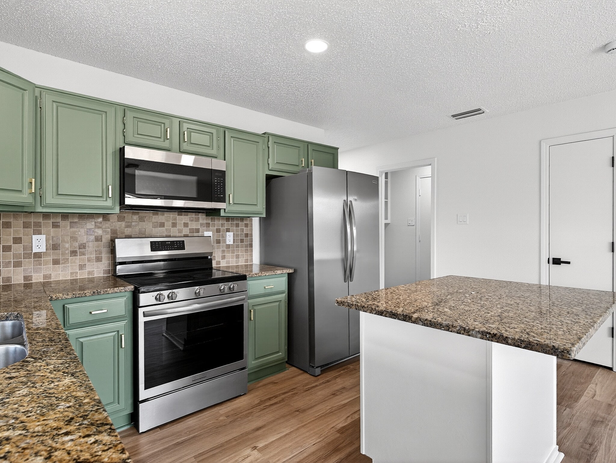 Building Photo - 3808 Glover Dr