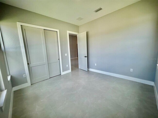 Building Photo - 15109 Aquarius Cir