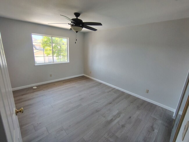 Building Photo - 1144 Trowbridge Way