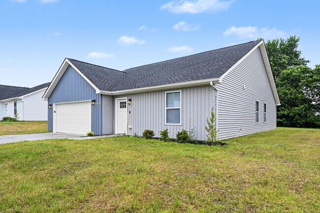 Building Photo - 2064 Thimble Creek Dr