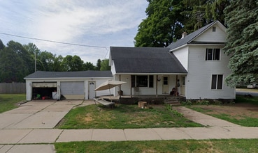 Building Photo - 516 W Wescott Ave