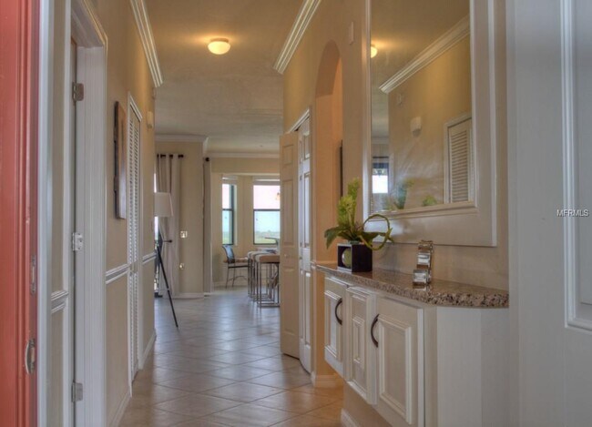 Building Photo - 7005 River Hammock Dr