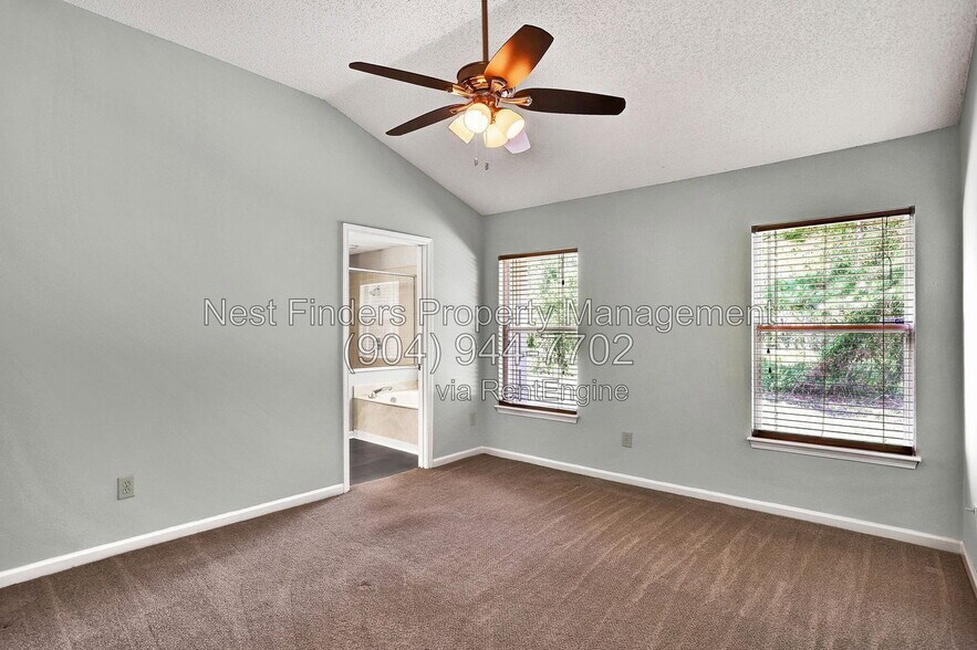 Building Photo - 9245 Hawks Run Ln