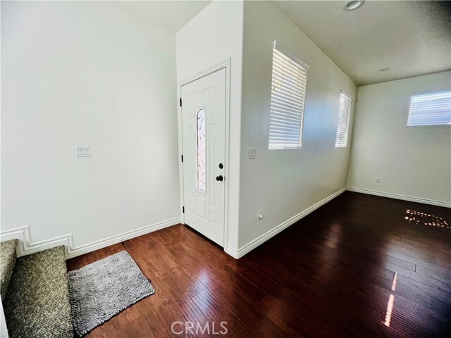 Building Photo - 10805 Pine St