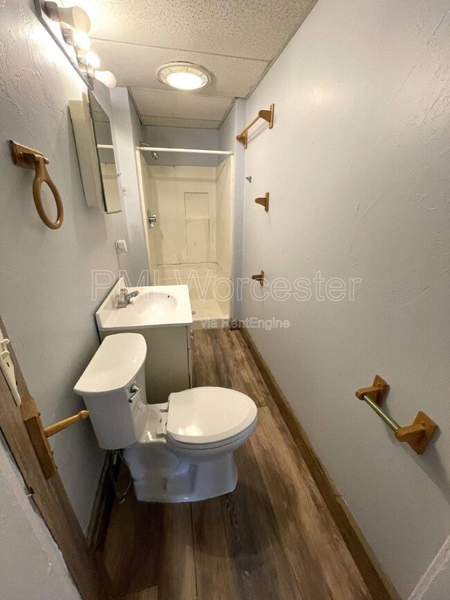 Building Photo - 15 Goulding St