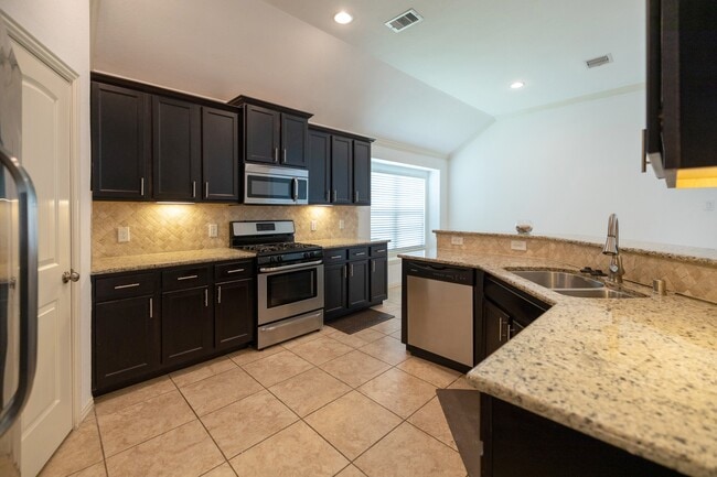Building Photo - 1822 Olive Pine Dr