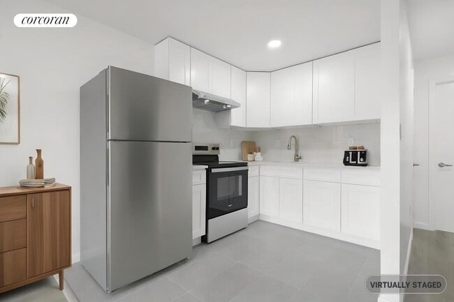 Building Photo - 217 9th St