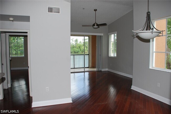 Building Photo - 1130 Reserve Way