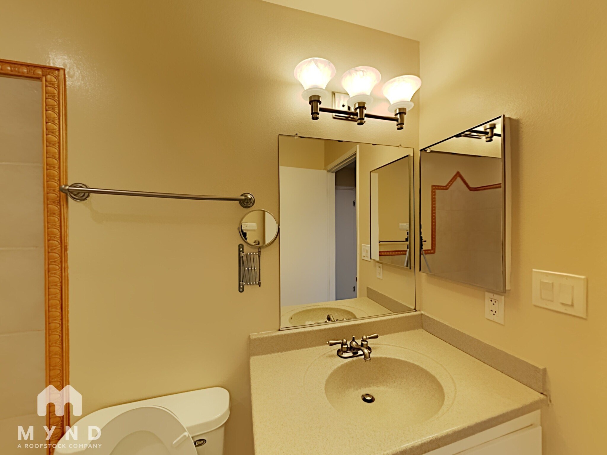 Building Photo - 7707 Canova Way