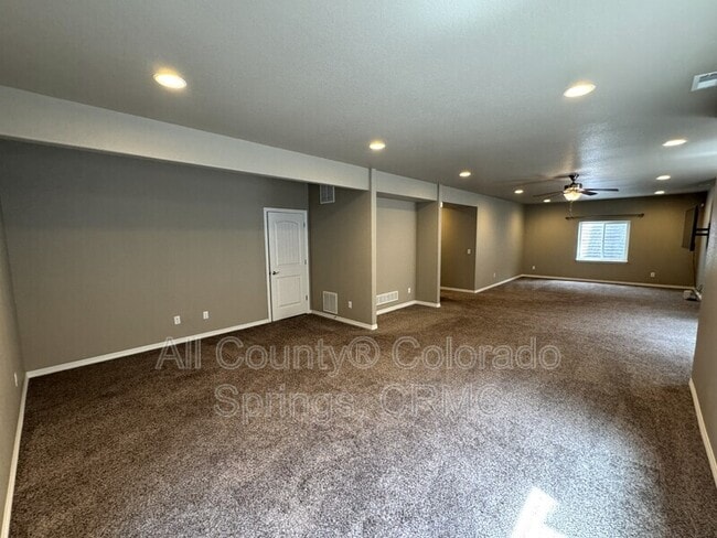 Building Photo - 17888 White Marble Dr