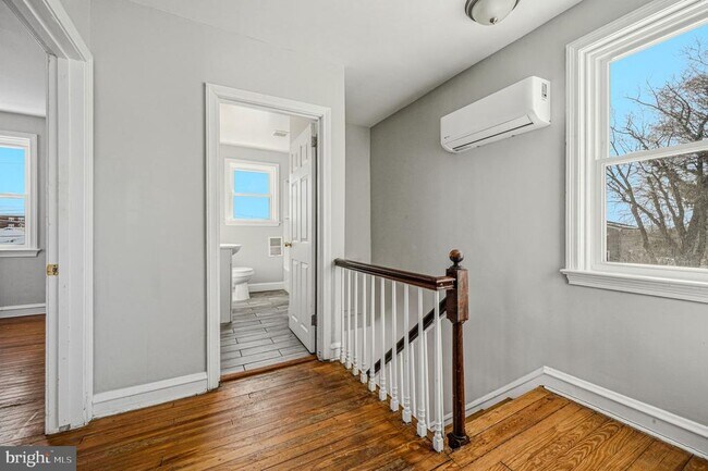 Building Photo - 816 Washington St