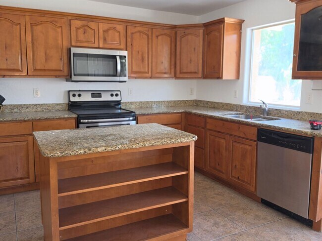 Building Photo - 4BD/2BA San Tan Valley Home for Rent!