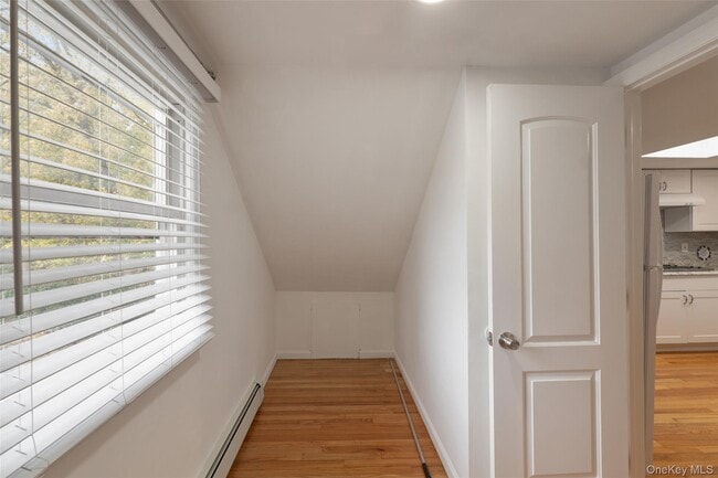 Building Photo - 24 Waterside Ave