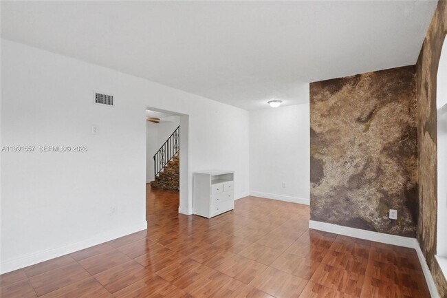 Building Photo - 3210 SW 26th St