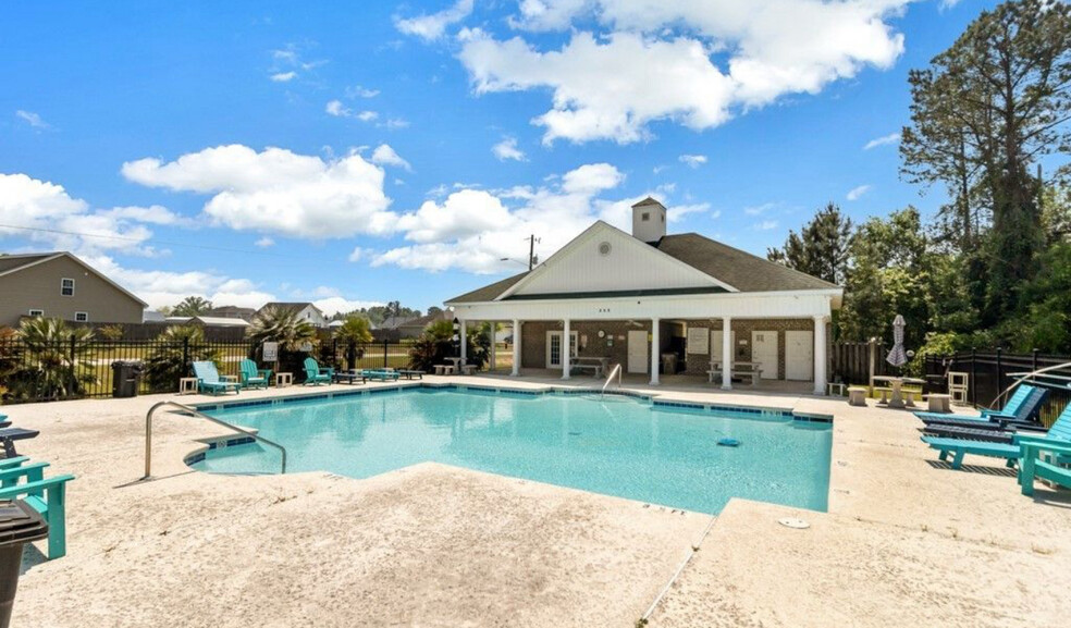 Building Photo - 110 Creekside Cir