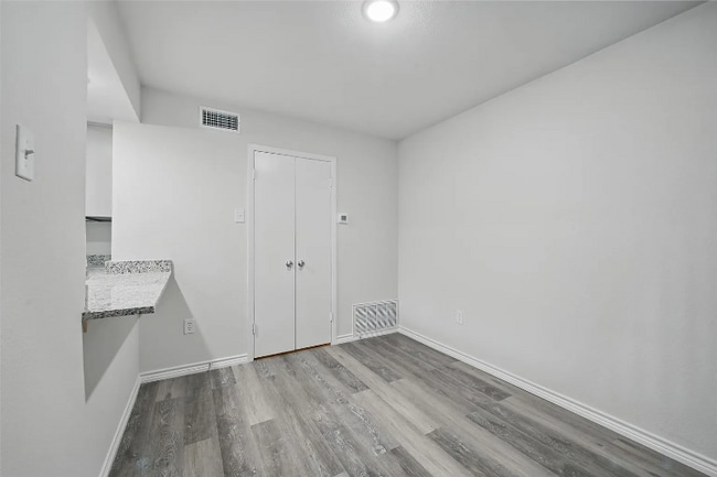 Building Photo - 5626 Preston Oaks Rd