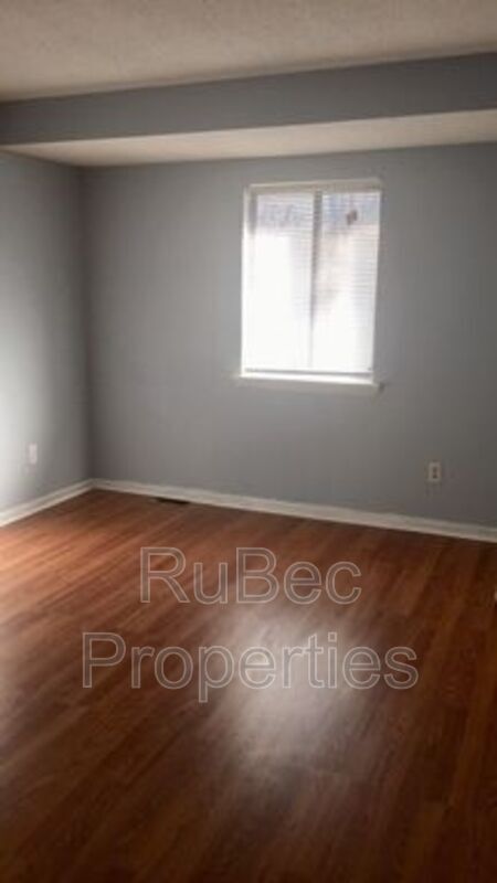 Building Photo - 6024 Spanish Oak Rd
