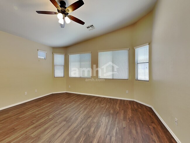 Building Photo - 10297 W Los Gatos Dr